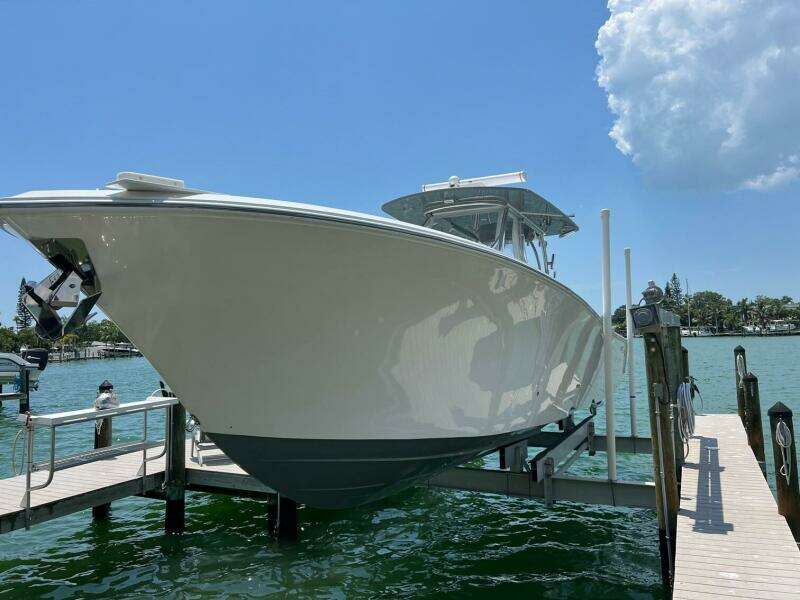 2023 Front Runner 36 CC