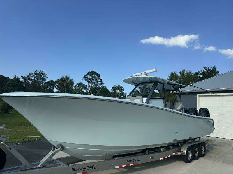 2024 Front Runner 36 CC