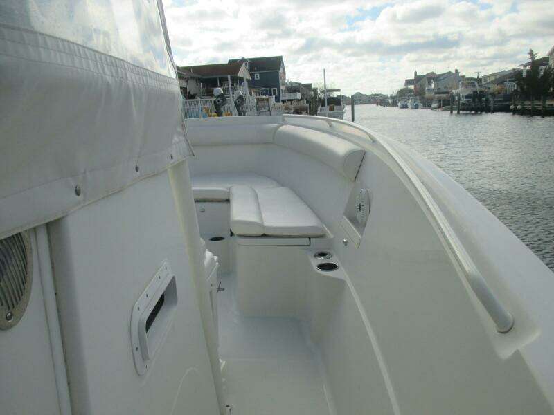 2013 Sailfish 270 CC