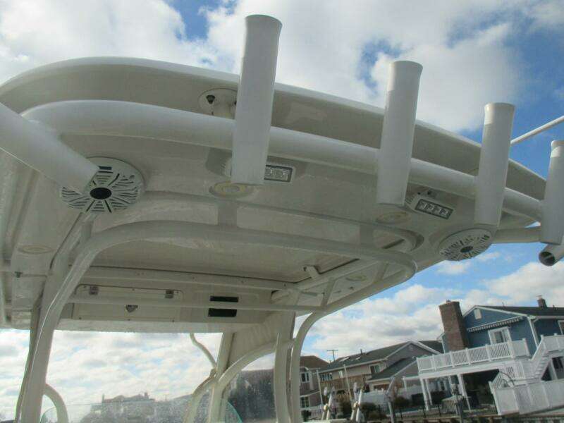 2013 Sailfish 270 CC