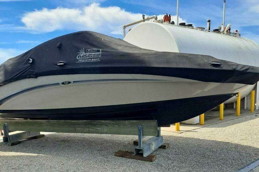 2013 Yamaha Boats 242 Limited S
