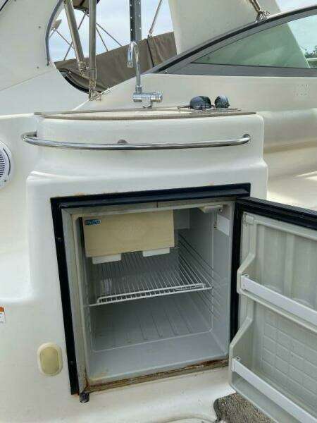 2006 Larson 274 Cabrio