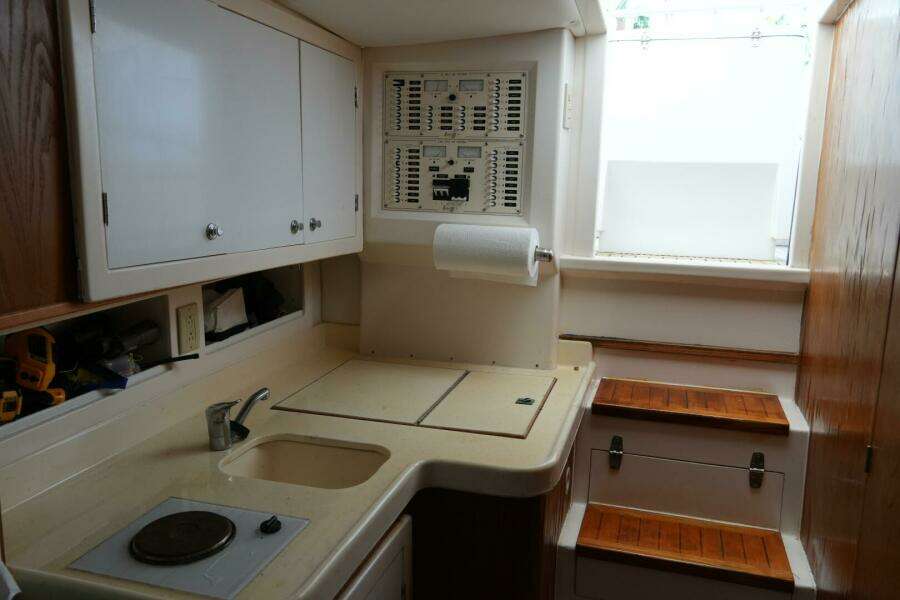 2000 Stolper 3800 Tournament Express