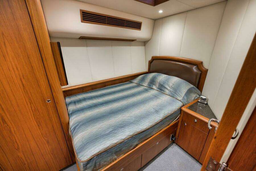 2016 Merritt 86' Enclosed Flybridge
