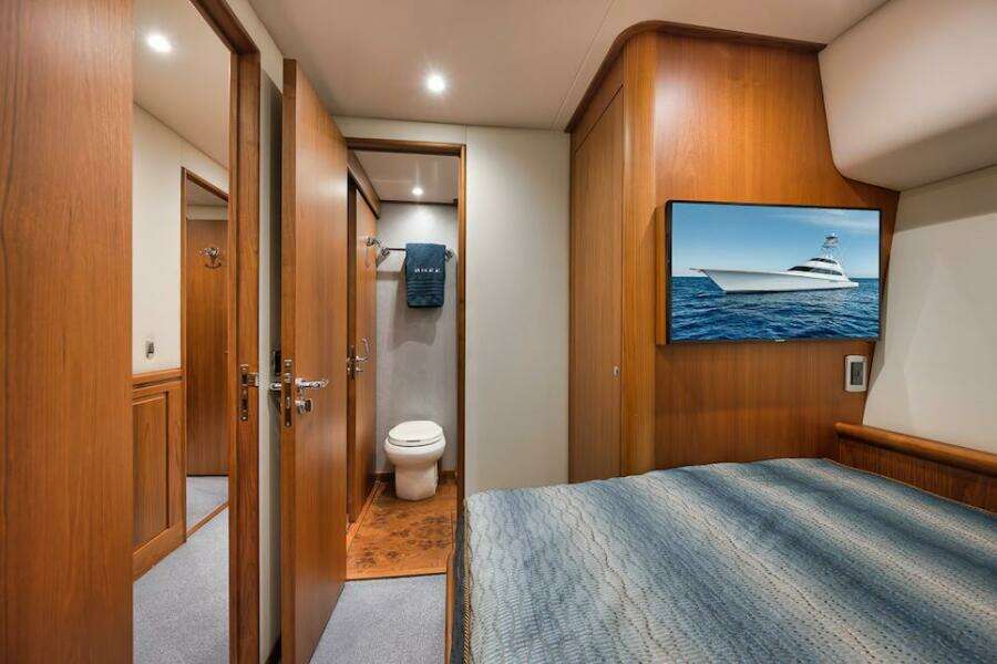 2016 Merritt 86' Enclosed Flybridge