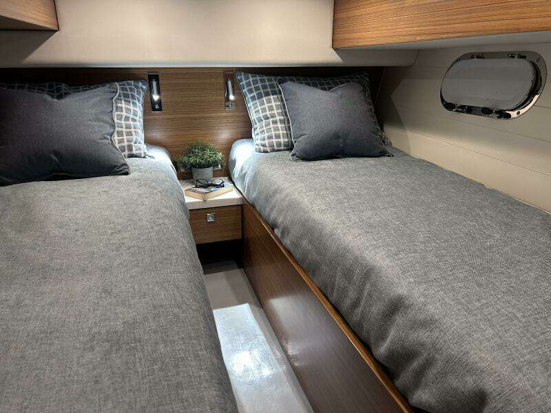 2027 Outback Yachts Outback 50