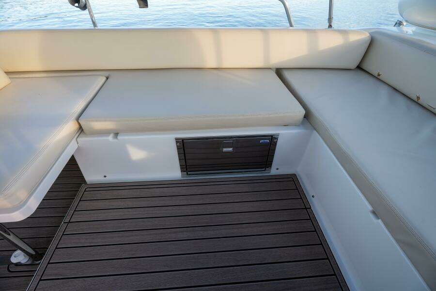 2013 Azimut 40 Flybridge
