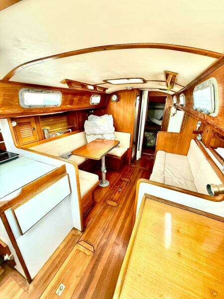 1993 Block Island 40