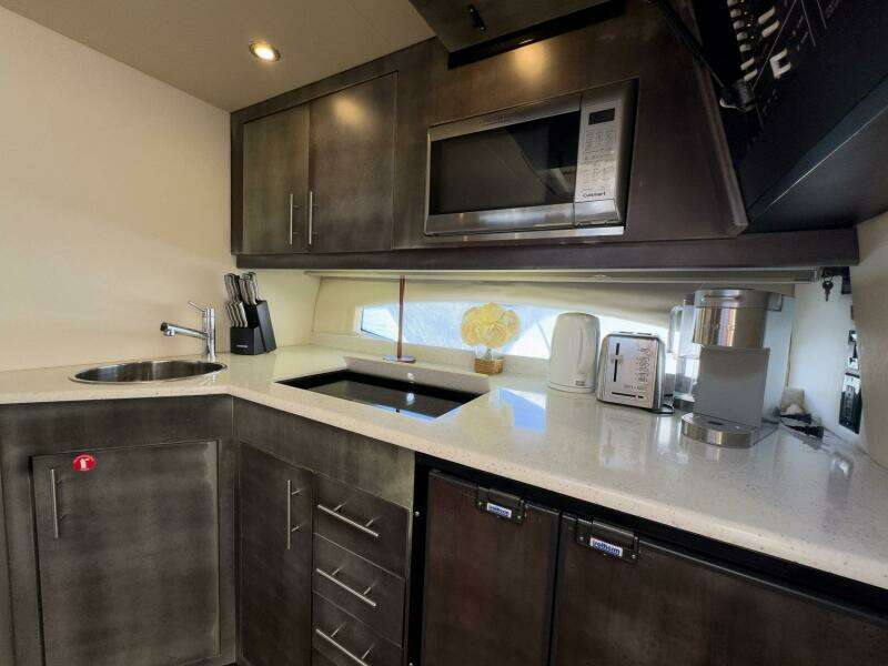 2016 Regal 46 Sport Coupe