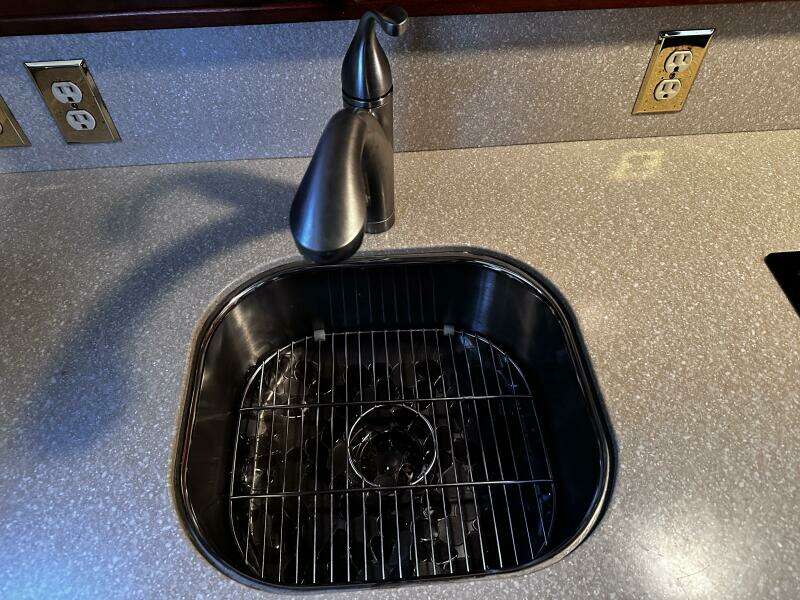 1985 Post 43 Sport Fisherman