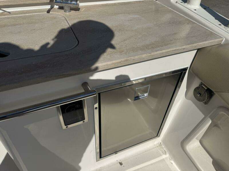 2018 Sailfish 275 Dual Console