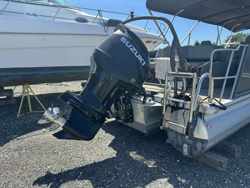 2023 Premier 250 INTRIGUE RL