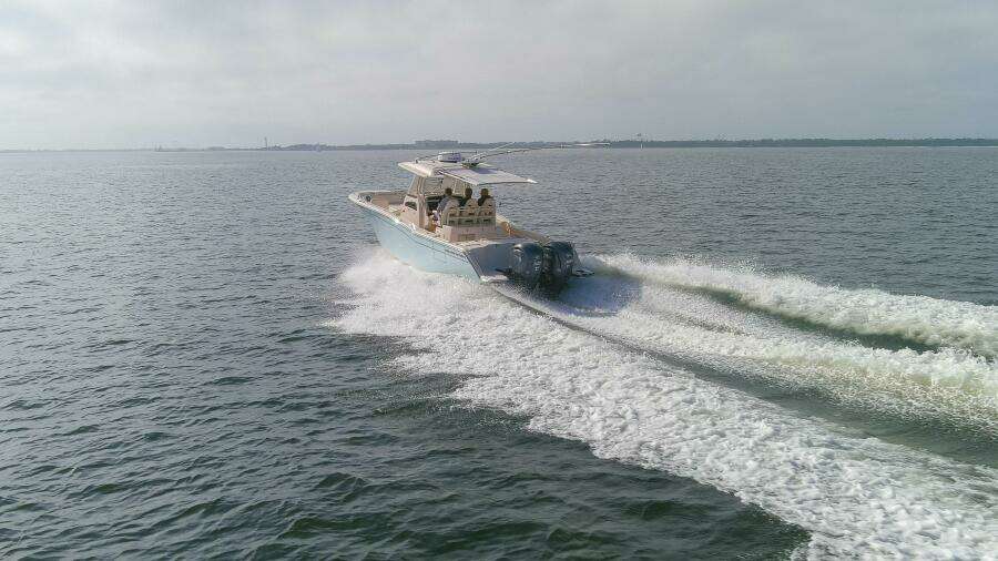 2022 32 Grady White Canyon 326 Running (4)