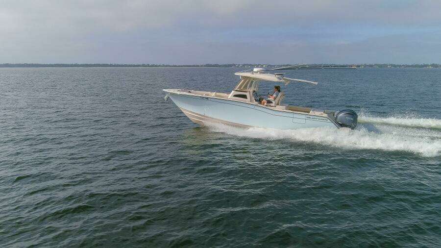 2022 32 Grady White Canyon 326 Running (5)