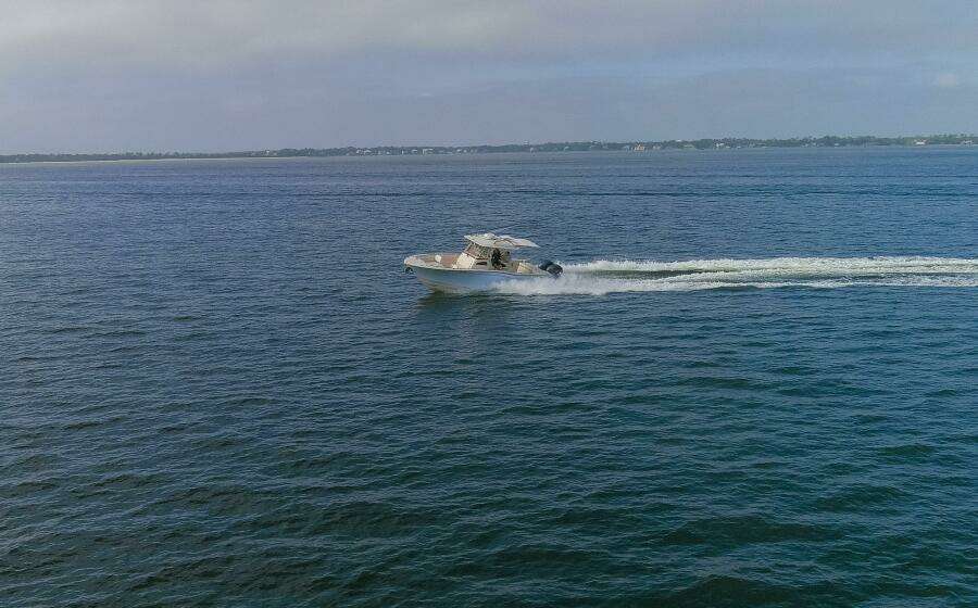 2022 32 Grady White Canyon 326 Running (8)