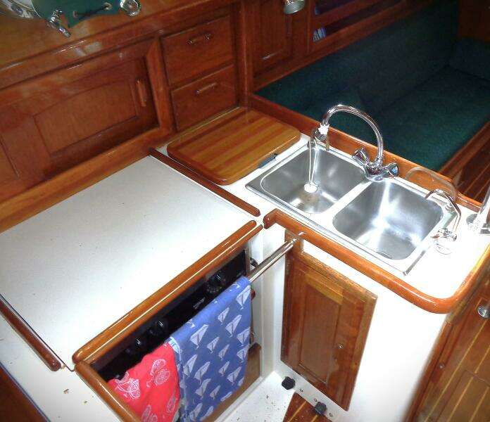 1987 Pacific Seacraft 34