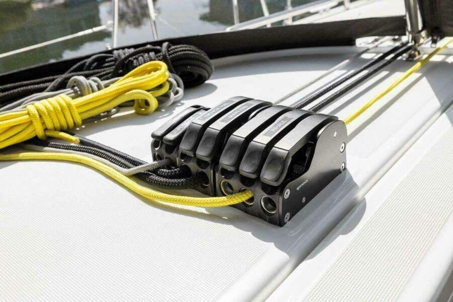 2022 Jeanneau Sun Odyssey 440