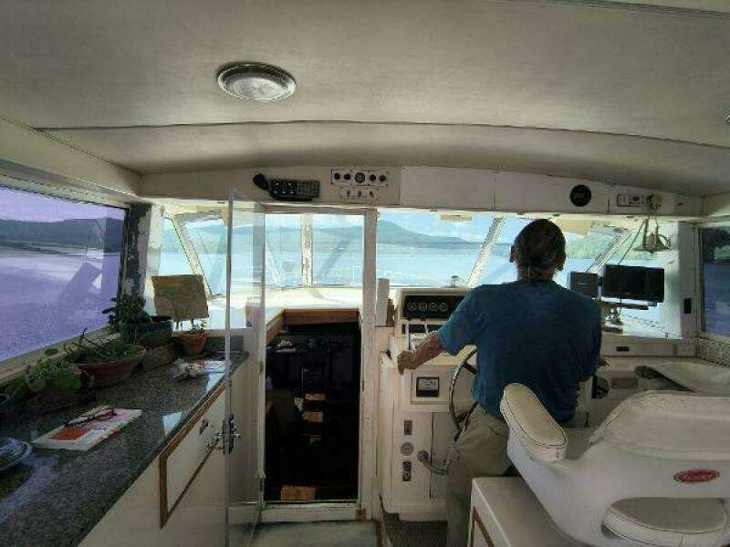 1976 Bertram Flybridge MY