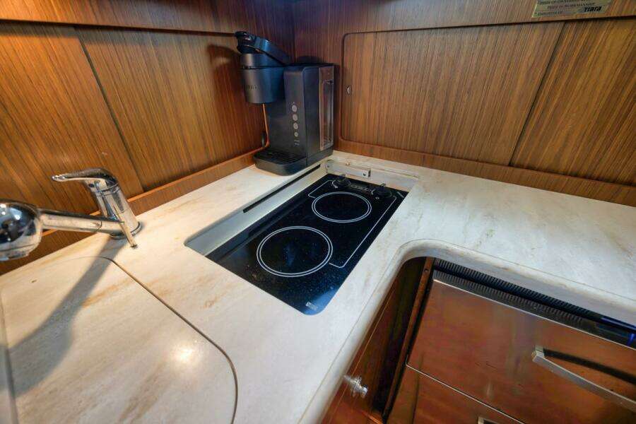 2015 Tiara Yachts Tiara 390 Convertible