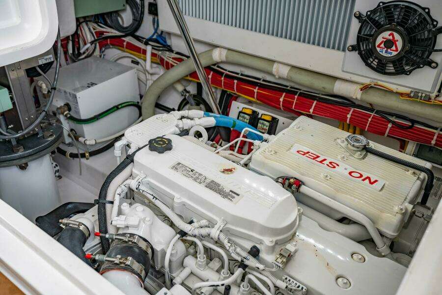 2021 Viking 38 Billfish