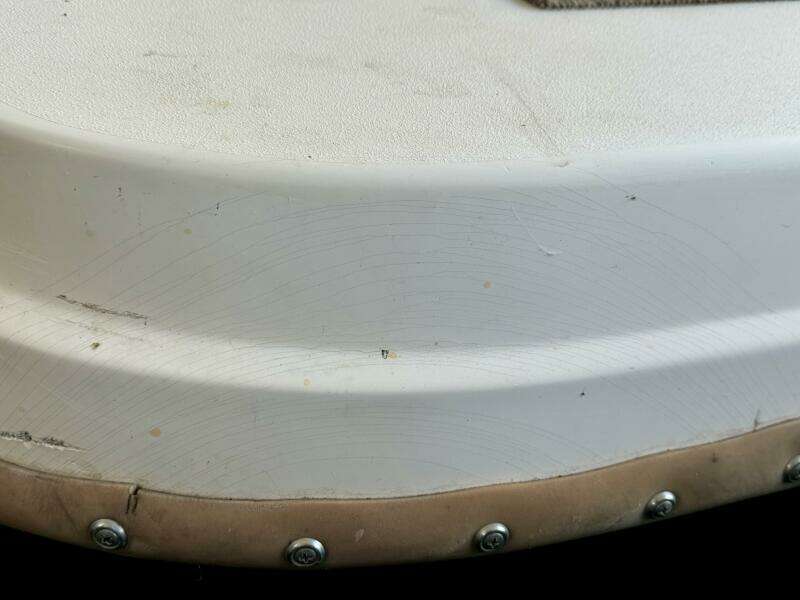 2004 Rinker 342 Fiesta Vee