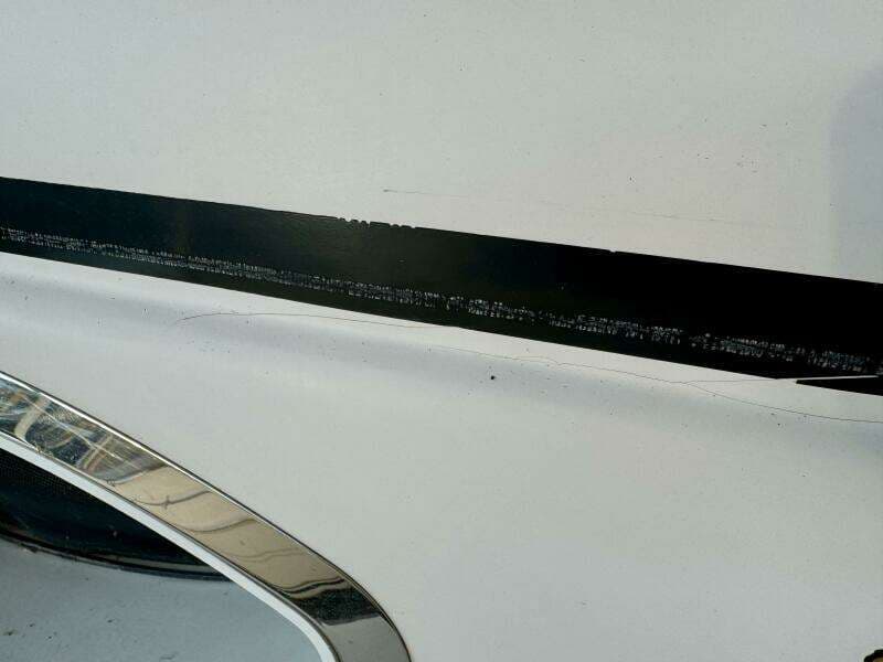 2004 Rinker 342 Fiesta Vee