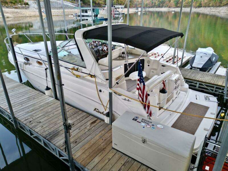 2004 Rinker 342 Fiesta Vee