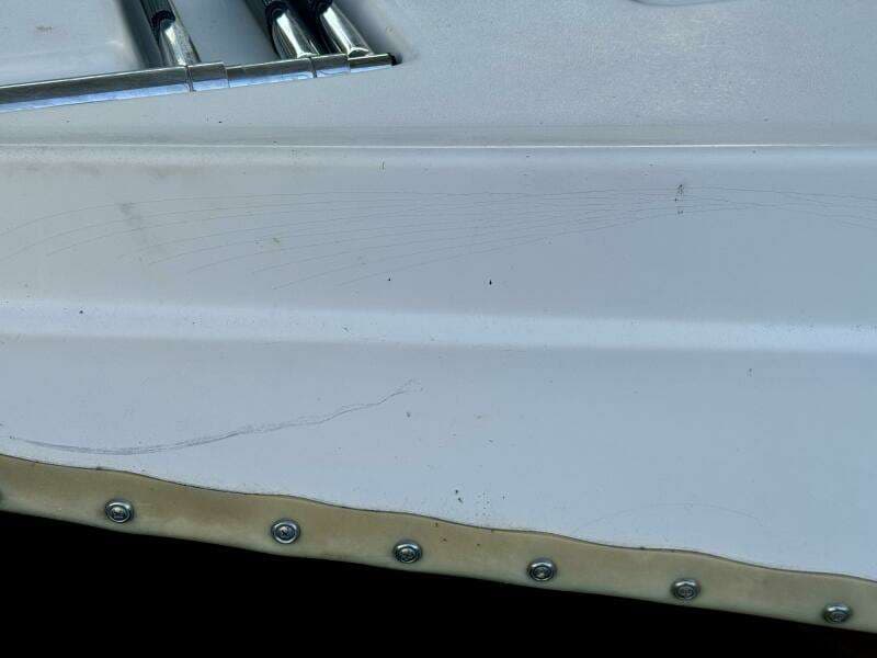 2004 Rinker 342 Fiesta Vee