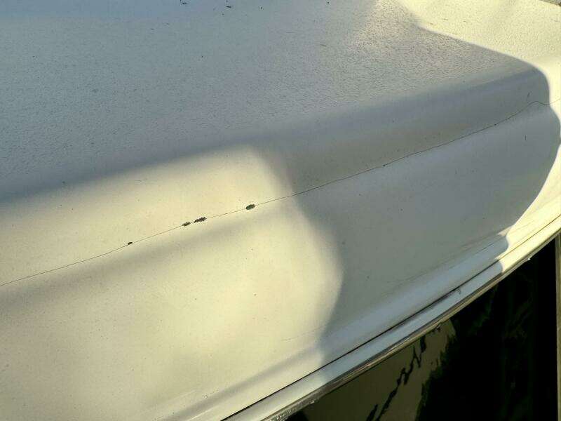 2004 Rinker 342 Fiesta Vee