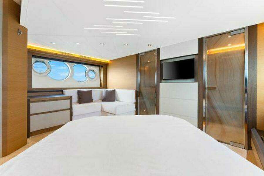 2018 Monte Carlo Yachts MCY 70