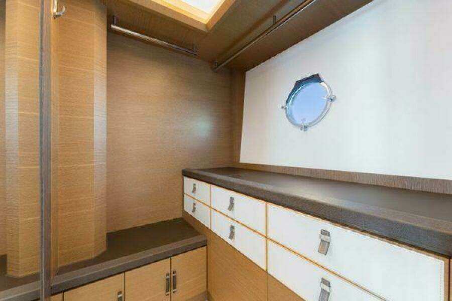 2018 Monte Carlo Yachts MCY 70