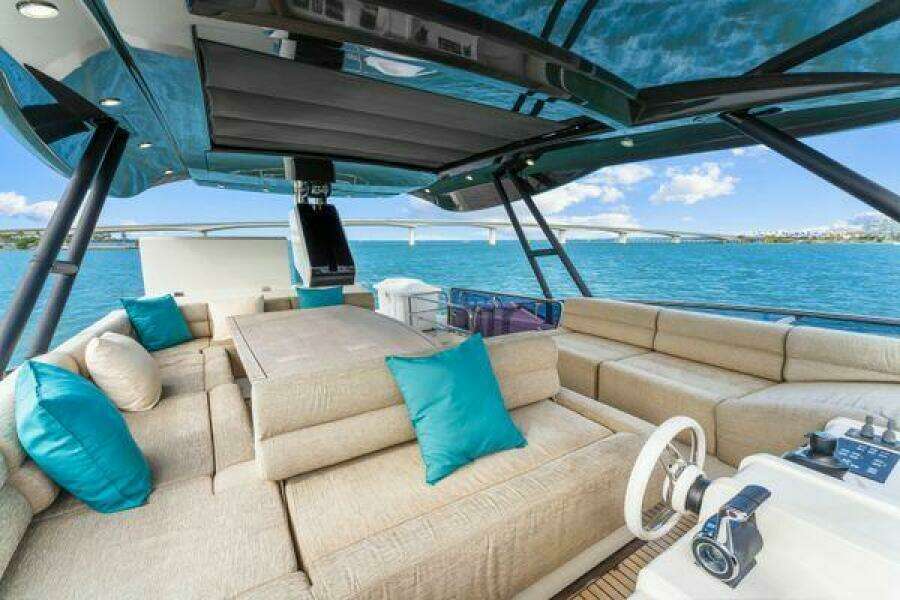 2018 Monte Carlo Yachts MCY 70