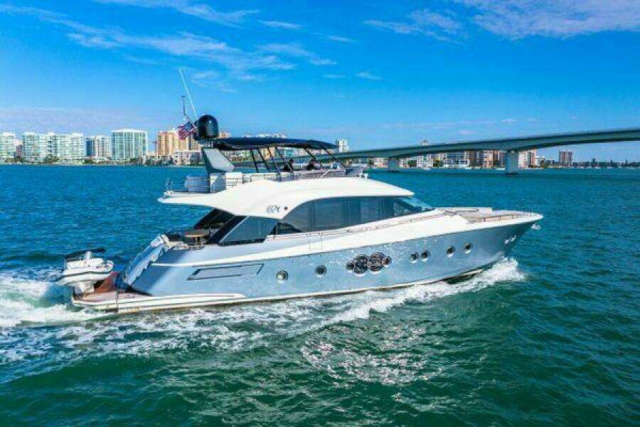 2018 Monte Carlo Yachts MCY 70
