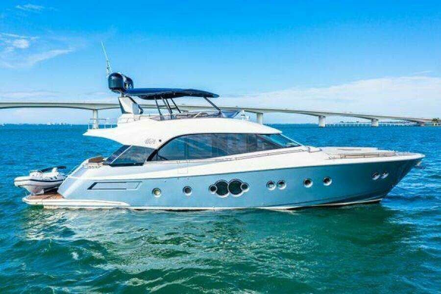 2018 Monte Carlo Yachts MCY 70