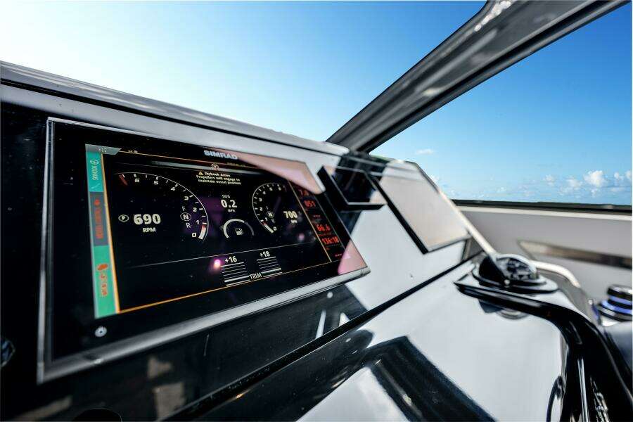 2023 Cruisers Yachts 42 GLS OB