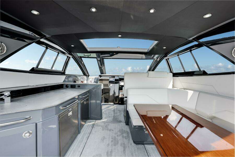 2023 Cruisers Yachts 42 GLS OB