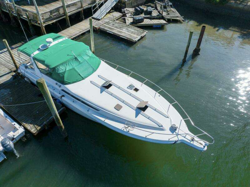 1990 Sea Ray 420 Sundancer