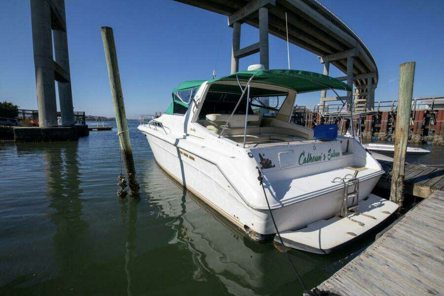 1990 Sea Ray 420 Sundancer