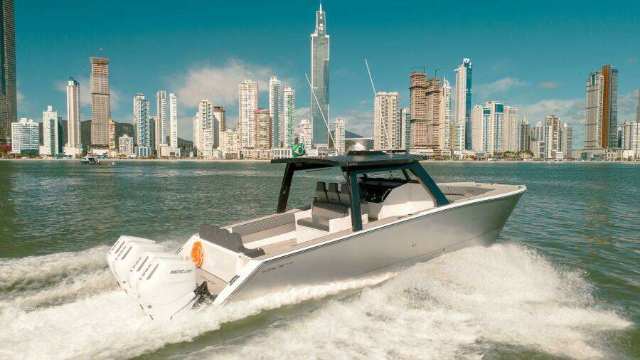 2025 Sedna 370 Cabin