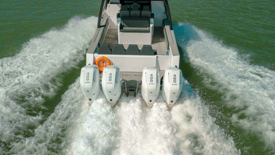 2025 Sedna 370 Cabin