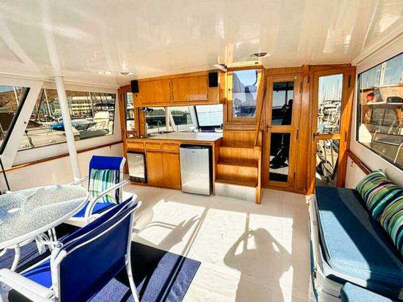 1988 Ocean Alexander Cockpit Motor Yacht 54