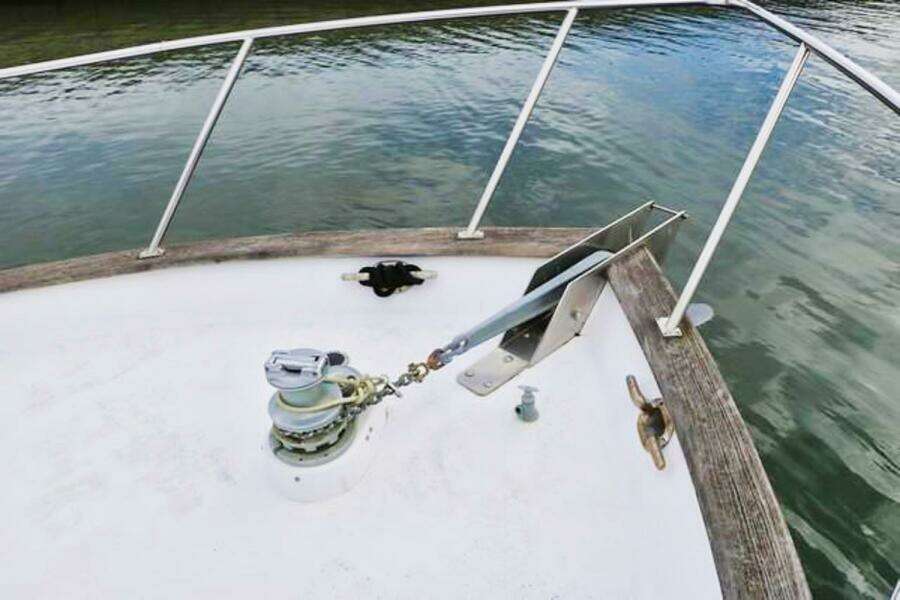 1988 Ocean Alexander Cockpit Motor Yacht 54