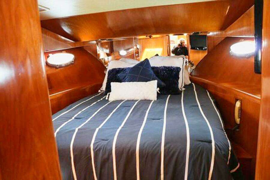 1988 Ocean Alexander Cockpit Motor Yacht 54