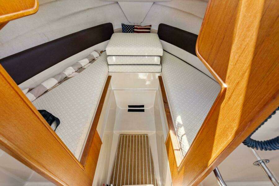 2014 Ranger Tugs R-27