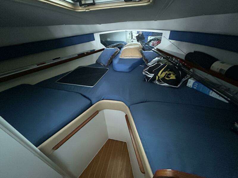 2003 Tiara Yachts 2900 Coronet Tide Over