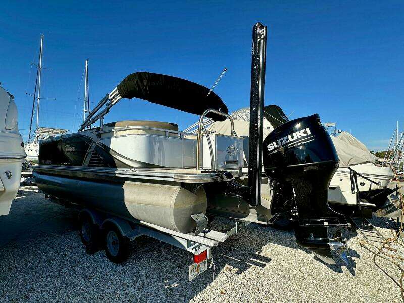 2022 Tahoe LTZ 2285 ENT Tritoon