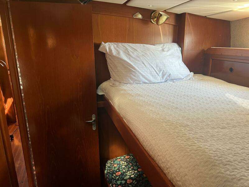 1984 Contest Conyplex - Contest