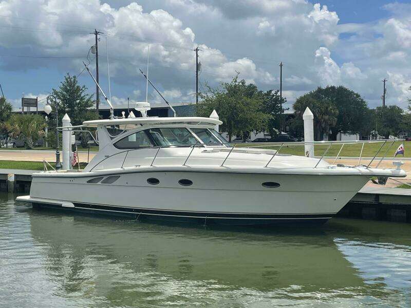 2002 Tiara 3800 Open Native Dancer