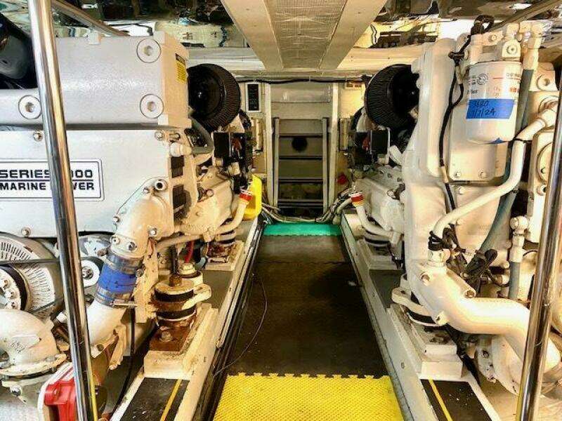 2000 Custom Carolina 56 EAST BAY