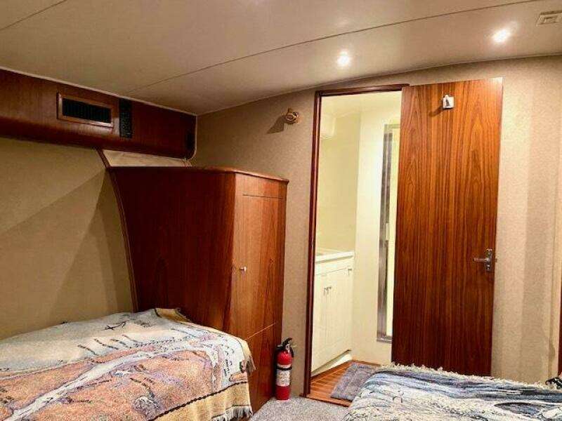 2000 Custom Carolina 56 EAST BAY